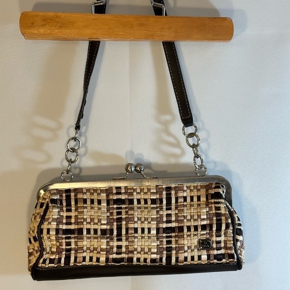 The SAK Brown Tan Basket Weave Clasp Rhinestones Bows Chic Evening Shoulder Bag - Picture 3 of 11